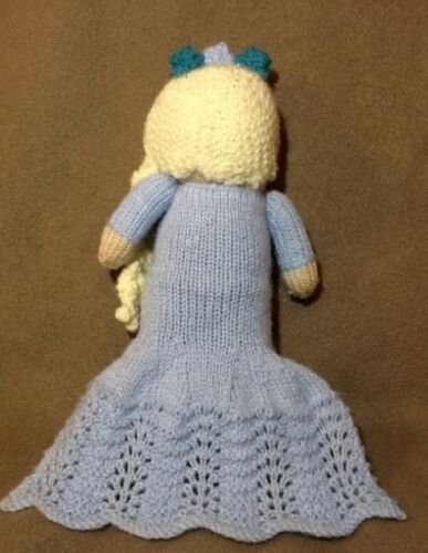 KNITTING PATTERN - Elsa Frozen Snow Queen blue 30 cms soft toy doll