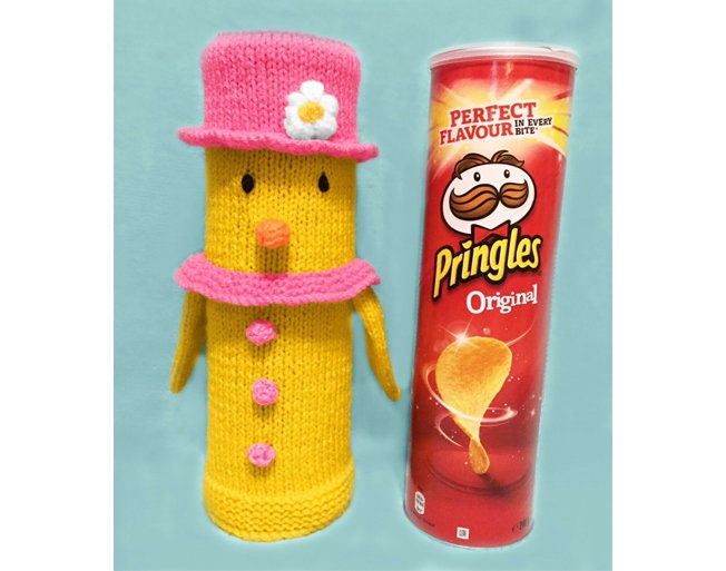 KNITTING PATTERN - Easter Chick Pringles Crisps Holder 26 cms