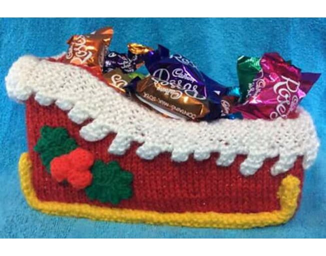 KNITTING PATTERN - Christmas Santa Sleigh - Sweet Pot / Doll / Elf Toy
