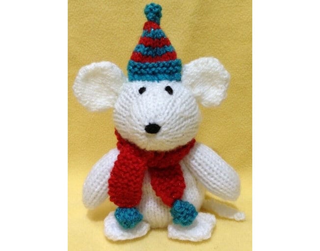 KNITTING PATTERN - Morris Mouse chocolate orange cover / 15 cms Christmas toy