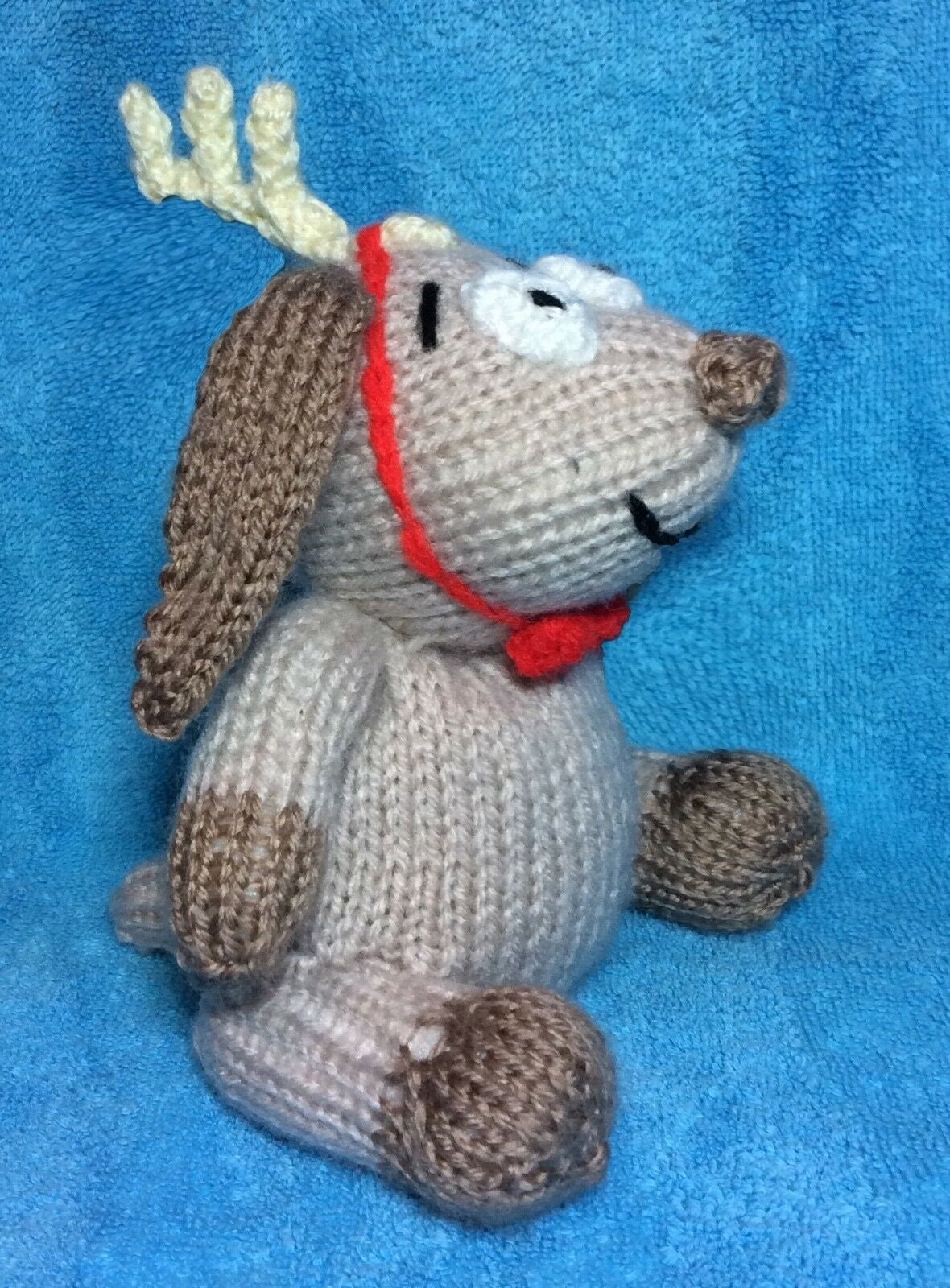 KNITTING PATTERN - Christmas Thief Reindeer Dog inspired choc orange cover / 13 cms toy