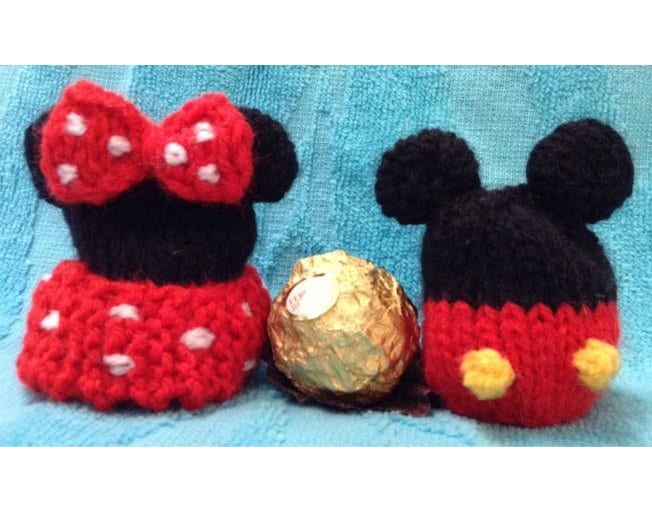 KNITTING PATTERN - Mickey chocolate cover Ferrero Rocher