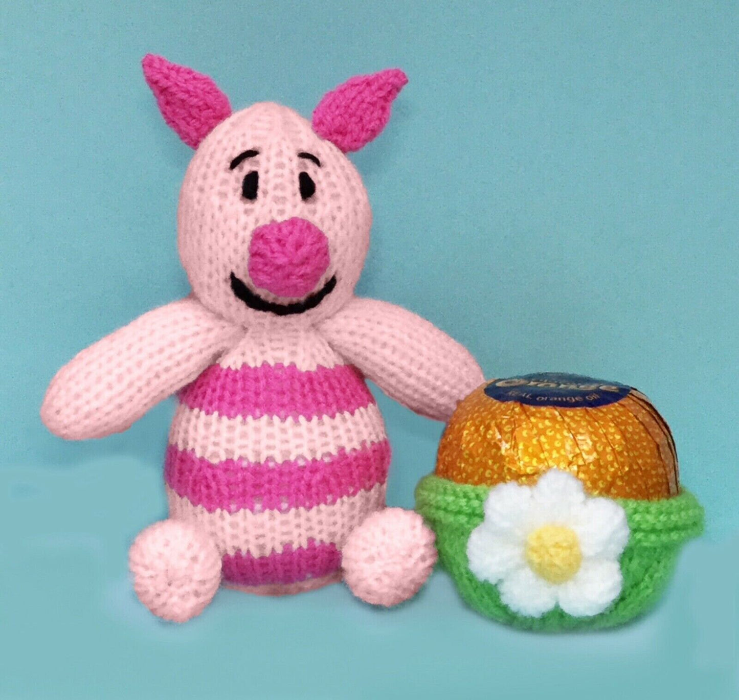 KNITTING PATTERN - Piglet Sweet Pot 13cms toy -holds choc orange