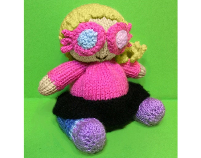 KNITTING PATTERN - Luna Lovegood inspired Choc cover or 13 cms toy