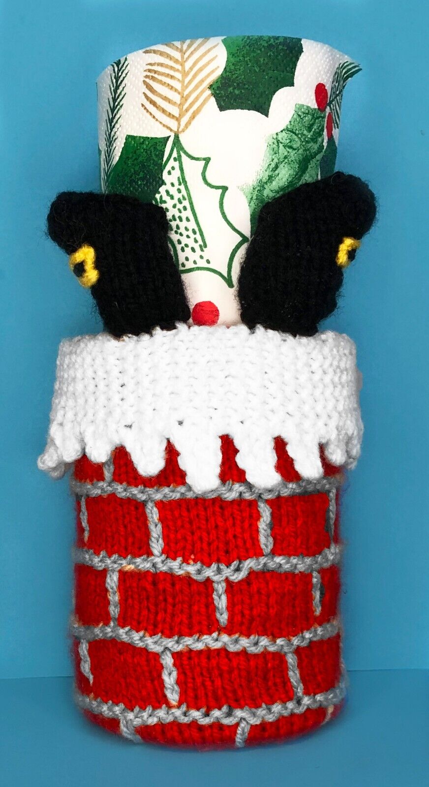 KNITTING PATTERN - Christmas Chimney inspired Holder 15cm tall - fit tin can
