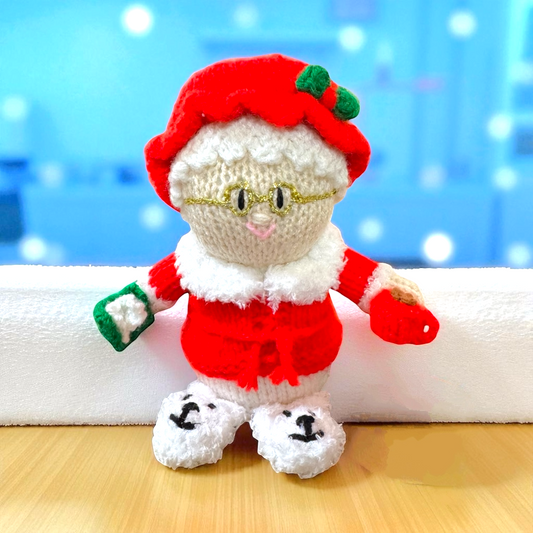 KNITTING PATTERN - Christmas Bedtime Mrs Claus Chocolate orange cover / 15 cms toy