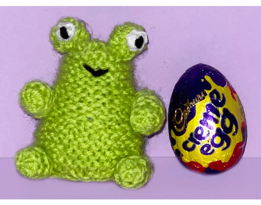 KNITTING PATTERN - Easter Frog chocolate cover fits Creme Egg