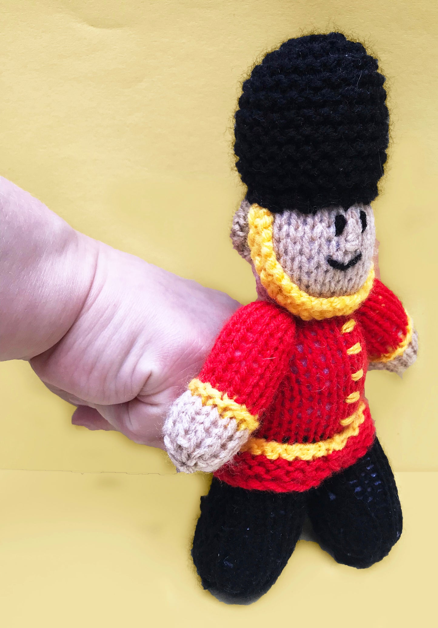 KNITTING PATTERN - Jubilee Royal Soldier Guardsman Finger Puppet 14 cms toy