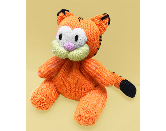 KNITTING PATTERN - Garfield Cat inspired chocolate orange cover / 15 cms toy