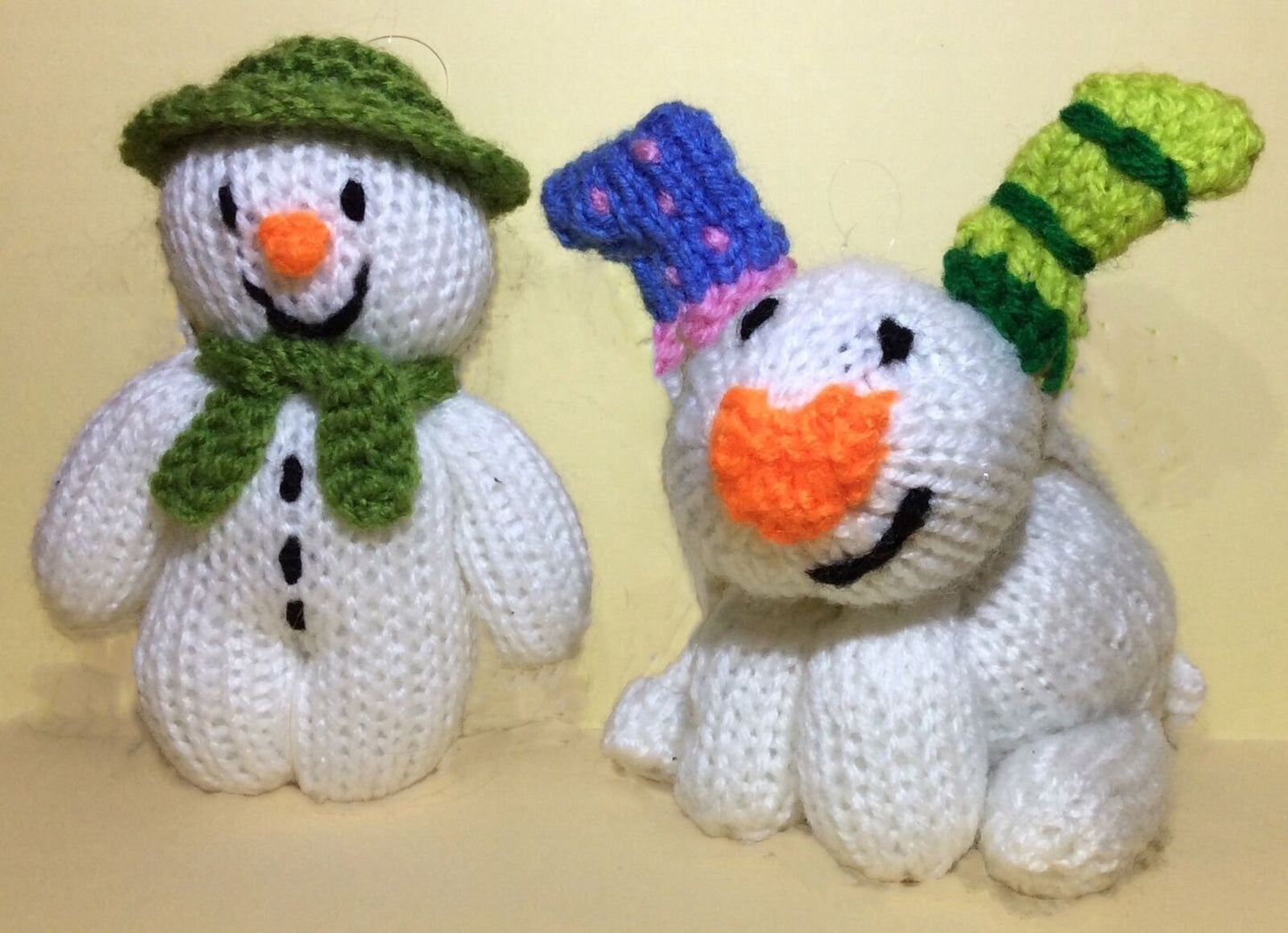 KNITTING PATTERN - The Snowman and Snowdog Christmas tree decoration / 12cms toy