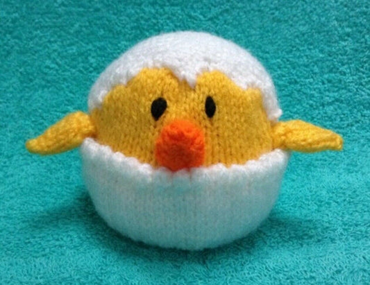 KNITTING PATTERN - Baby Chick in Egg Chocolate orange cover / 9 cms Easter toy