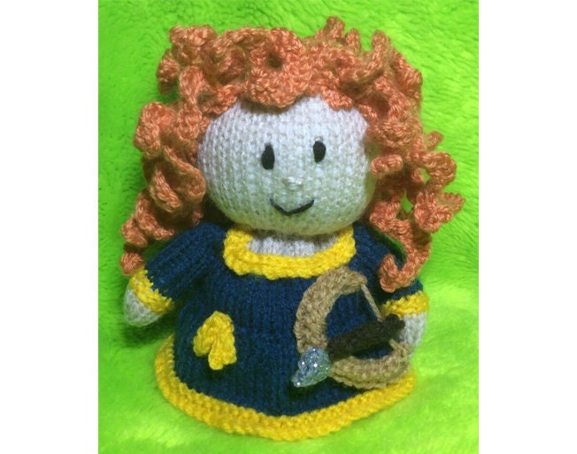 KNITTING PATTERN - Brave Princess inspired choc orange cover / 14 cms toy