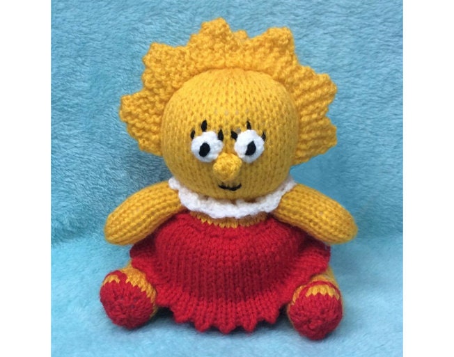 KNITTING PATTERN - Lisa Simpson inspired chocolate orange cover / 15 cms toy