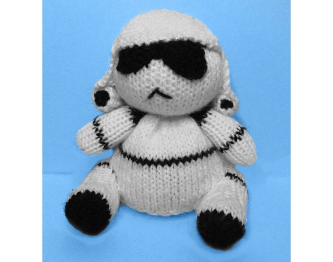 KNITTING PATTERN - Stormtrooper Choc orange cover / 14cms toy