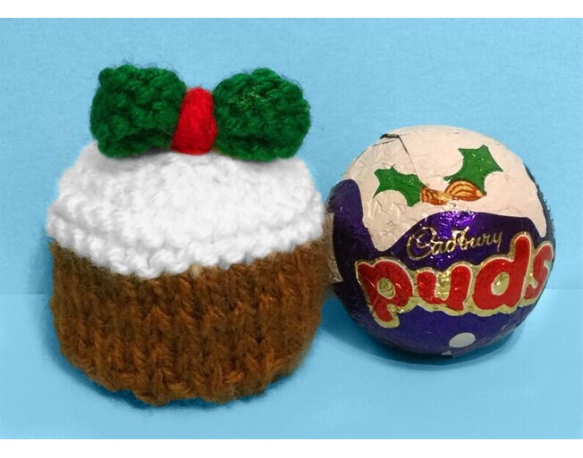 KNITTING PATTERN - Christmas Pudding chocolate cover for Cadbury's Puds sweets