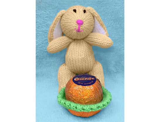 KNITTING PATTERN - Easter Bunny inspired Sweet Carrot Pot -holds choc orange