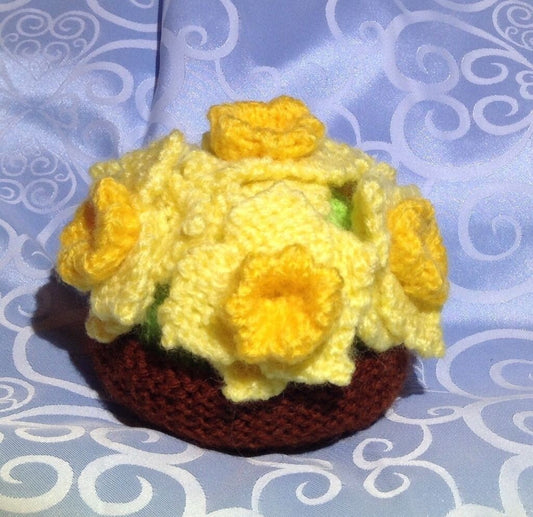 KNITTING PATTERN - Daffodil flower pot chocolate orange cover or 10 cms ornament