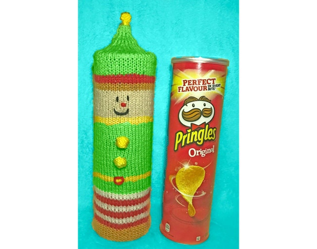 KNITTING PATTERN - Quick Knit Christmas Elf Pringles Crisps Holder 26 cms