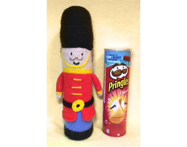 KNITTING PATTERN - Christmas Nutcracker Soldier Pringles Crisps Holder 26 cms