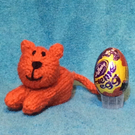 KNITTING PATTERN - Marmalade the Cat chocolate cover fits Creme Egg