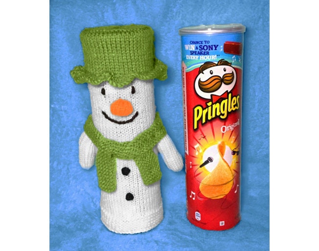 KNITTING PATTERN - Christmas Snowman Pringles Crisps Holder 26 cms