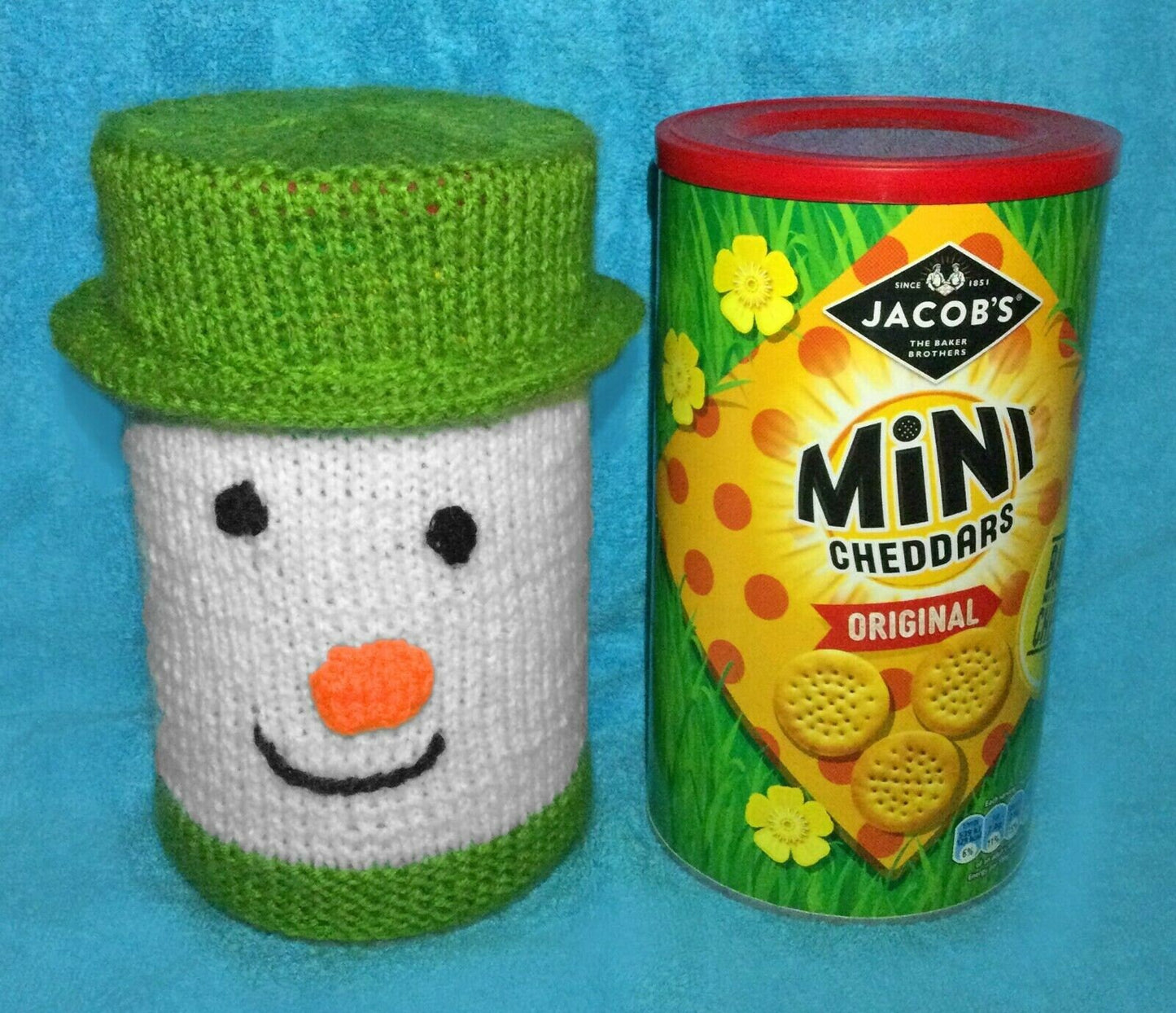 KNITTING PATTERN - Christmas Snowman Cheddars Crisps Holder 18 cms