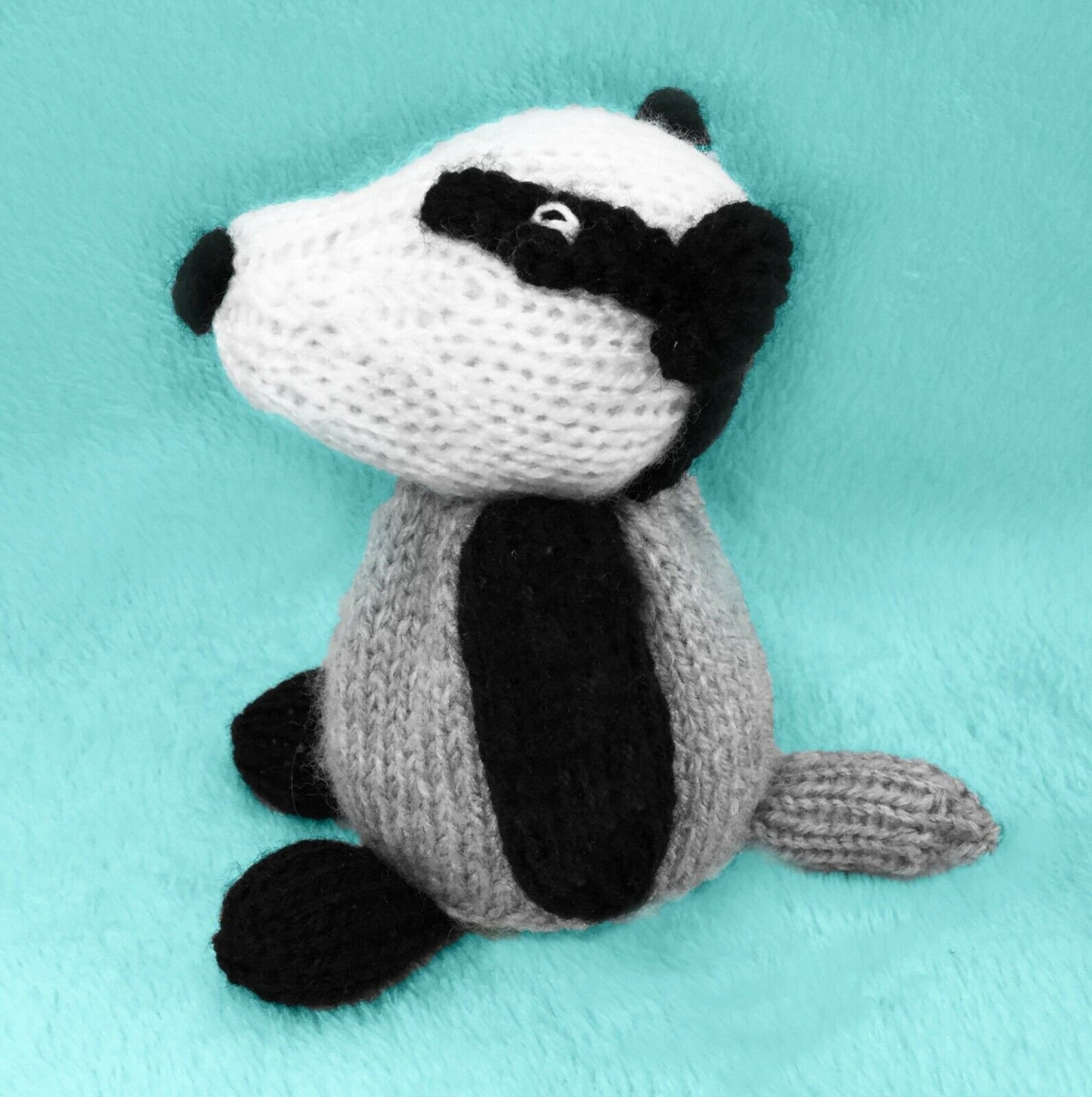 KNITTING PATTERN - Badger Chocolate orange cover / 14 cms Woodland Animal toy