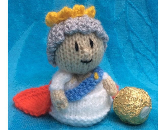 KNITTING PATTERN - Queen chocolate cover fits ferrero rocher