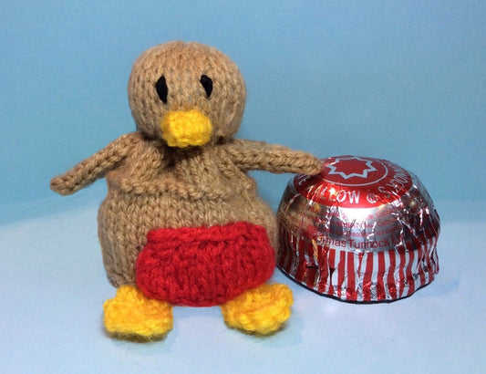 KNITTING PATTERN - Christmas Robin chocolate cover fit Tea Cake Marshmallow