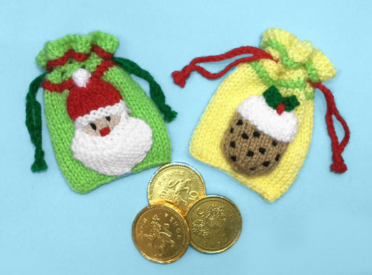 KNITTING PATTERN - Christmas Santa and Pudding scene Drawstring Bag 10cms