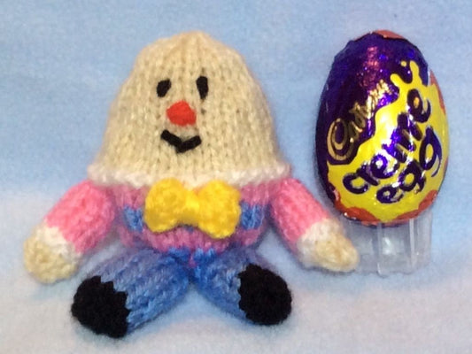 KNITTING PATTERN - Humpty Dumpty Easter chocolate cover fits Creme Egg