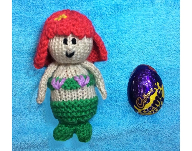 KNITTING PATTERN - Ariel chocolate cover fits Easter Creme Egg