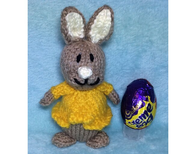 KNITTING PATTERN - Mopsy inspired Choc cover Easter Creme Egg