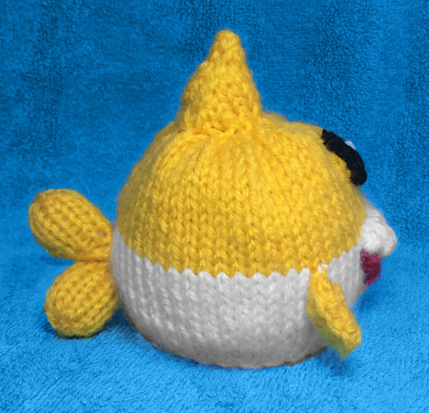 KNITTING PATTERN - Baby Shark inspired choc orange cover / 8 cms toy