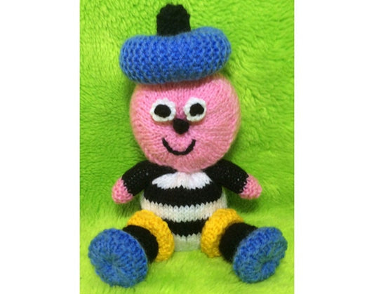 KNITTING PATTERN - Bertie Bassett inspired chocolate orange cover / 19 cms toy