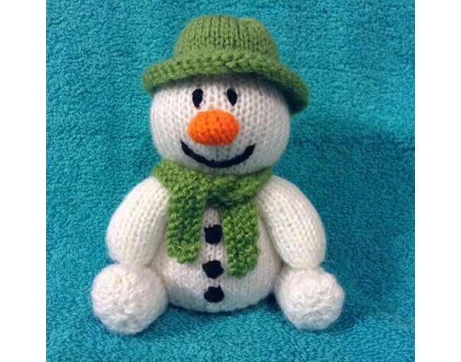 KNITTING PATTERN - Snowman inspired chocolate orange cover / 15 cms toy