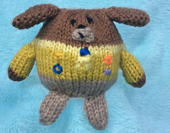 KNITTING PATTERN - Hey Duggee choc orange cover / 8 cms toy