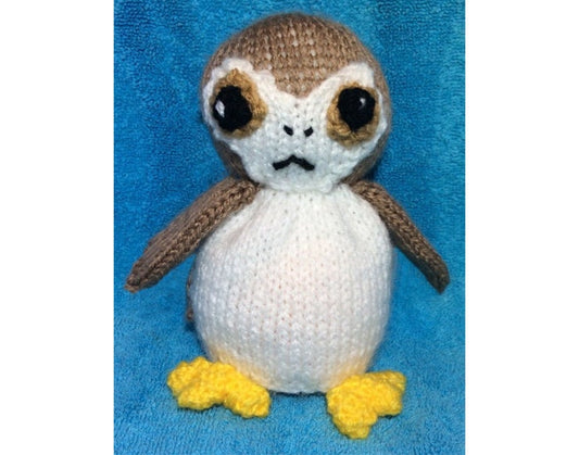 KNITTING PATTERN - Porg inspired chocolate orange cover / 13 cms toy