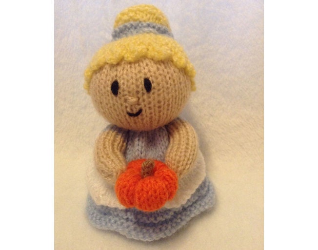 KNITTING PATTERN - Cinderella with pumpkin princess orange cover or 15 cms toy