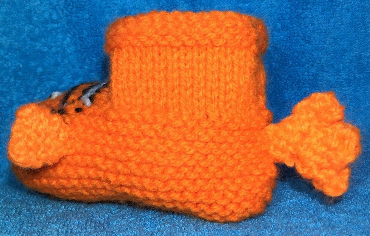 KNITTING PATTERN - Nemo inspired booties fit 0 - 6 month old Baby