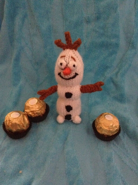 KNITTING PATTERN - Olaf Christmas chocolate cover fits ferrero rocher