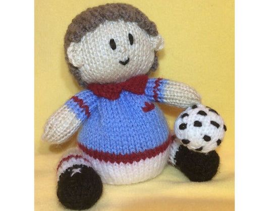 KNITTING PATTERN - Footballer chocolate orange cover or 14 cms toy