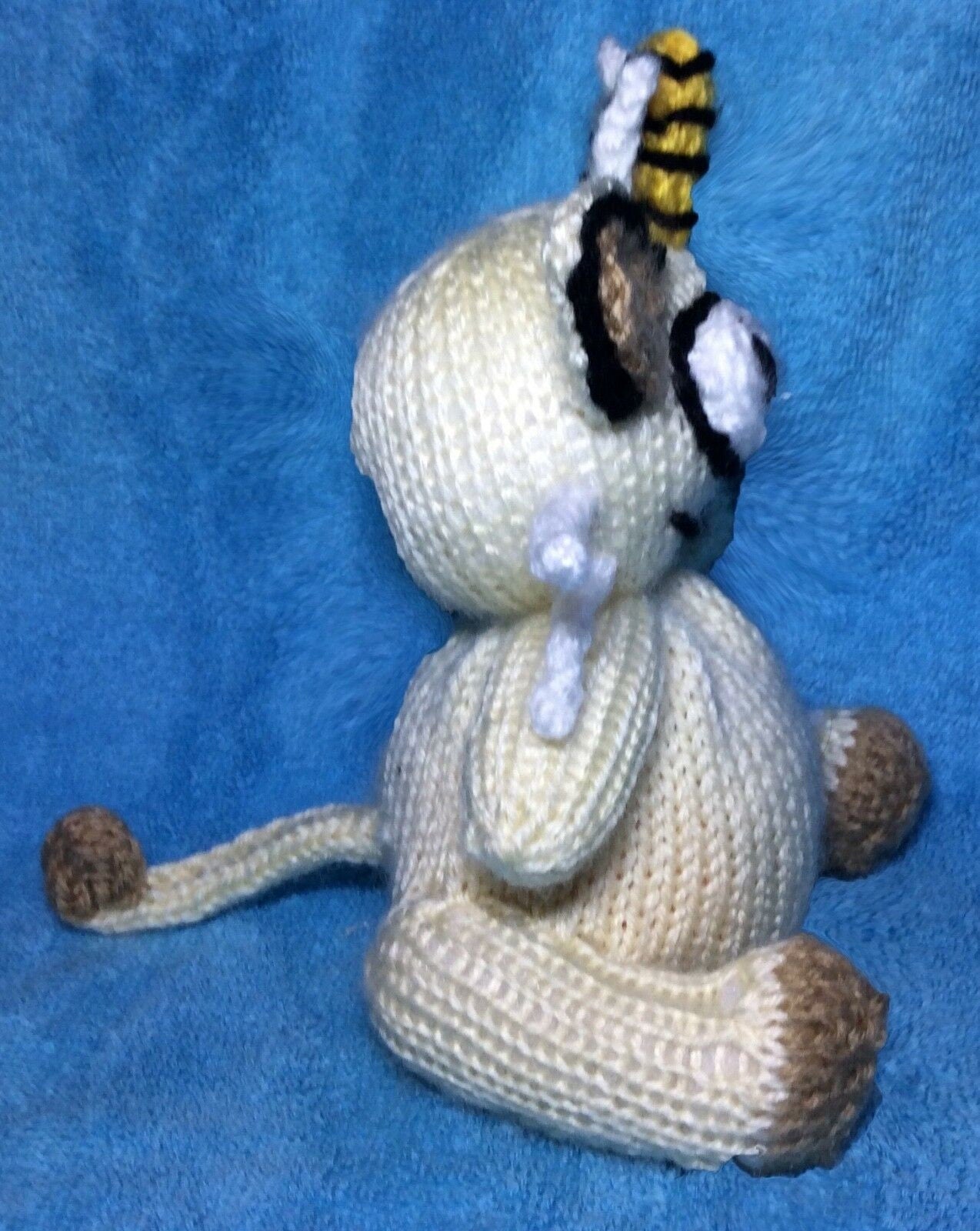 KNITTING PATTERN - Meowth inspired chocolate orange cover/ 15 cms toy