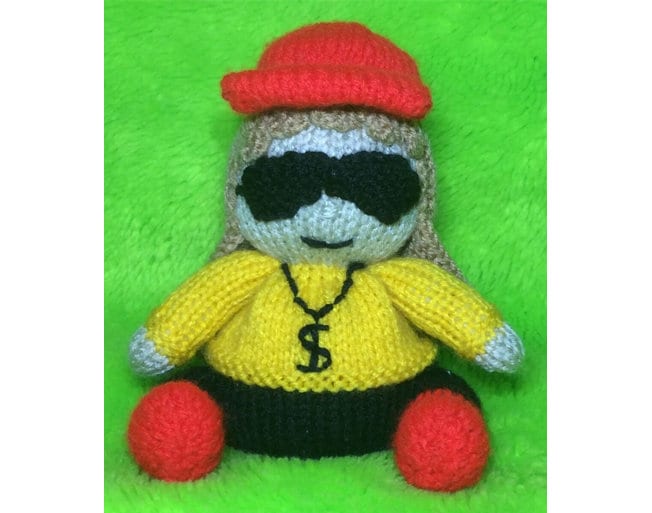 KNITTING PATTERN - Rapper inspired choc orange cover / 15cms toy