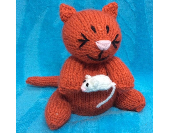 KNITTING PATTERN - Marmaduke the Mouse Cat inspired chocolate orange cover / 15 cms toy