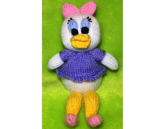 KNITTING PATTERN - Miss Duck inspired chocolate orange cover / 23 cms toy