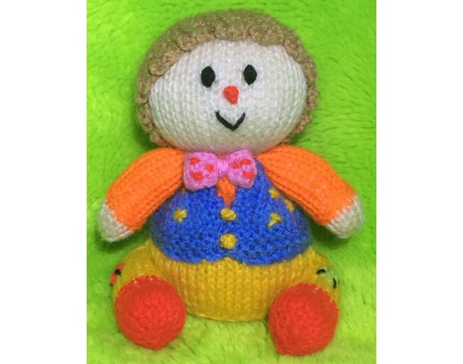 KNITTING PATTERN - Mr Tumble chocolate orange cover or 14 cms toy