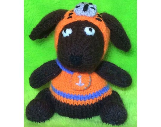 KNITTING PATTERN - Zuma choc orange cover / 15 cms toy