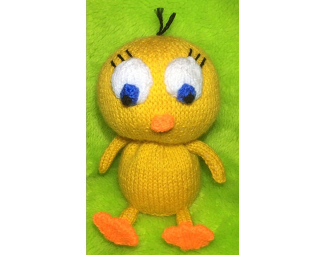 KNITTING PATTERN - Little Tweety Pie inspired chocolate orange cover / 17 cms toy