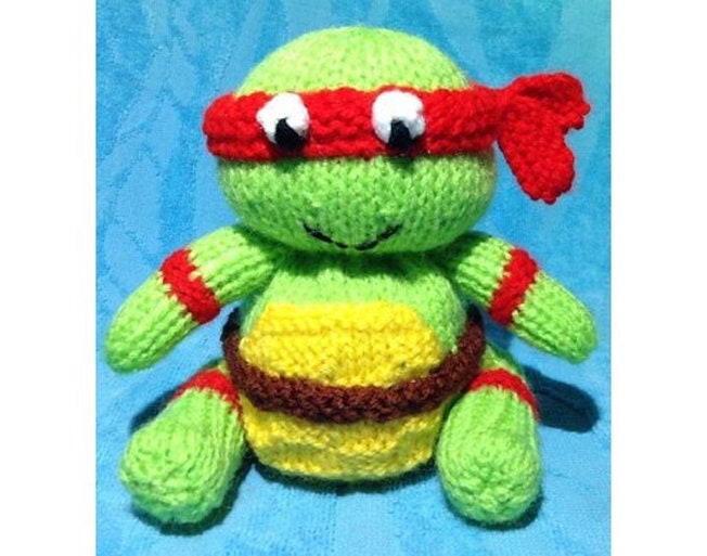 KNITTING PATTERN - Teenage Mutant Ninja Turtle choc orange cover / 15 cms toy